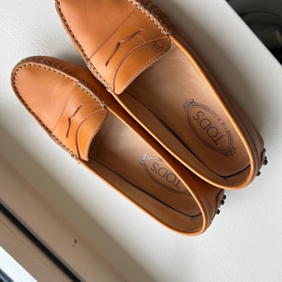 Tods Slip ons - Picture 3 of 6